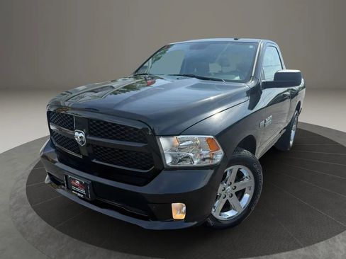 Used 2017 RAM 1500 Express AWD/4WD image 2
