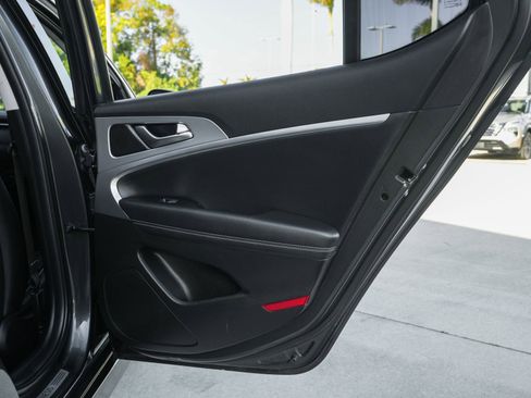 Used 2021 Genesis G70 2.0T w/ Elite Package image 39