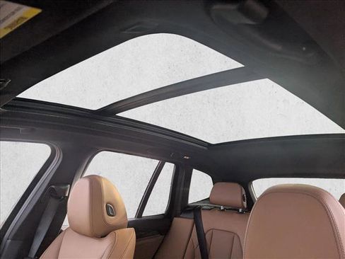 Used 2023 BMW X3 xDrive30i w/ Convenience Package image 16