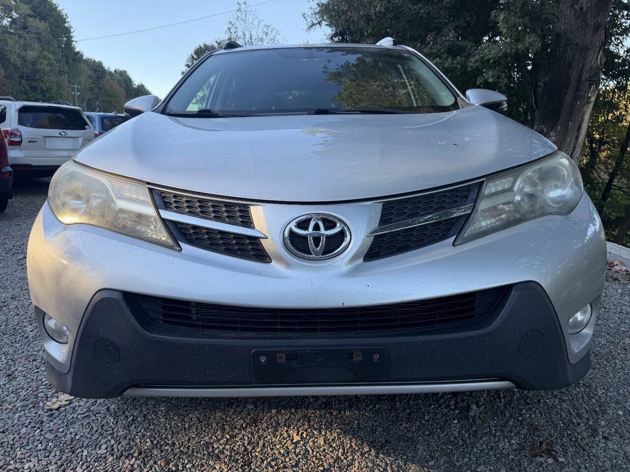 Used 2015 Toyota RAV4 Limited AWD/4WD image 2