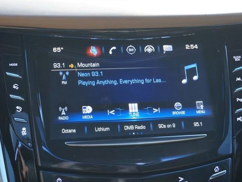 Used 2019 Cadillac Escalade Platinum image 35