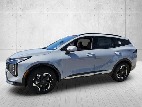 New 2026 Kia Sportage SX FWD image 3