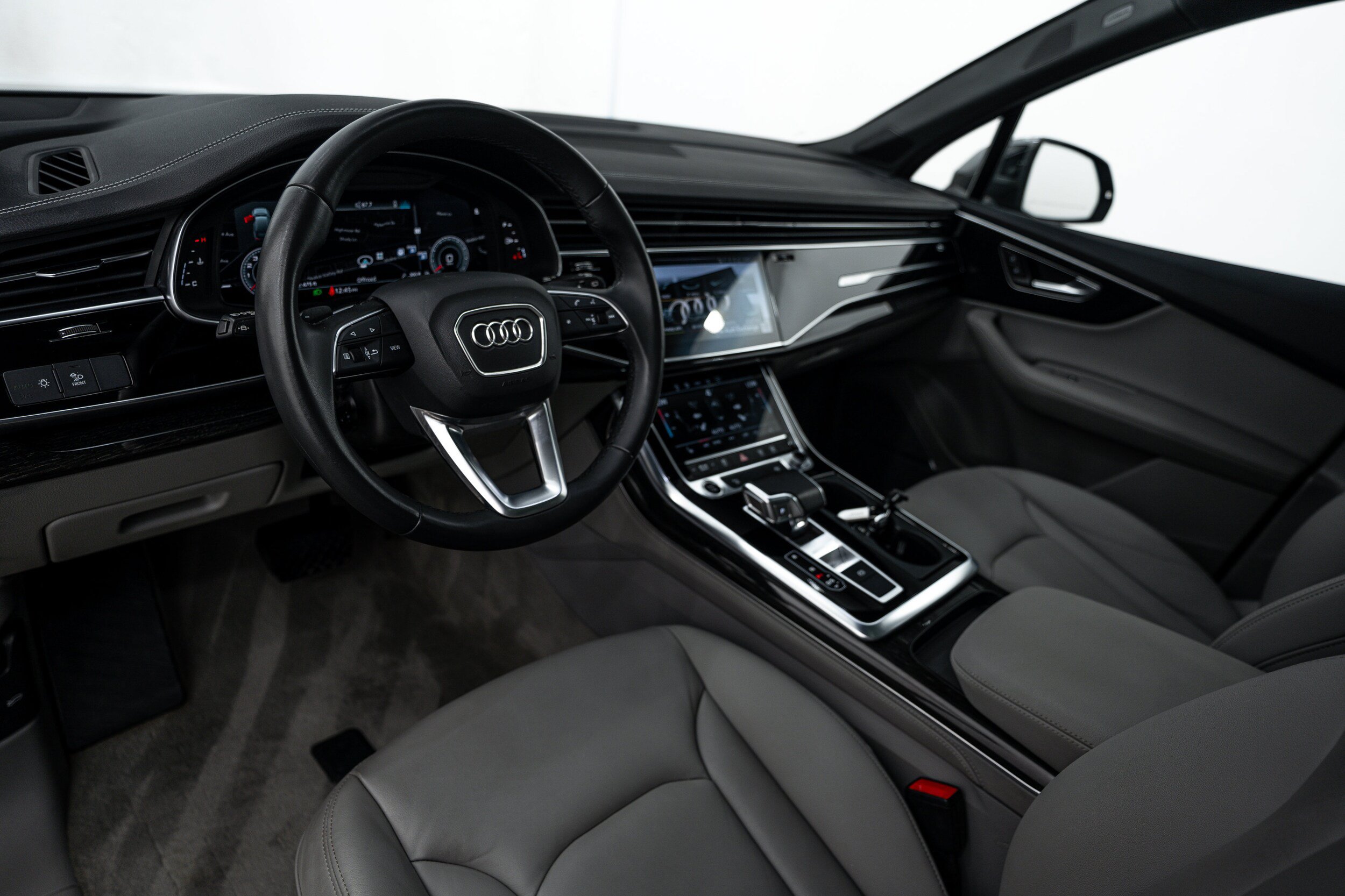 Certified 2023 Audi Q7 2.0T Premium Plus w/ Premium Plus Package AWD/4WD image 10