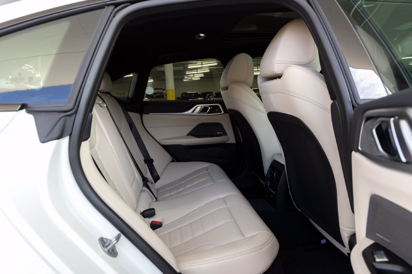 New 2026 BMW i4 eDrive40 w/ M Sport Package RWD image 25