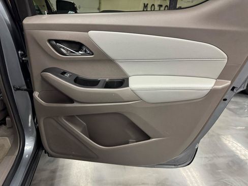 Used 2019 Chevrolet Traverse LT AWD/4WD image 27