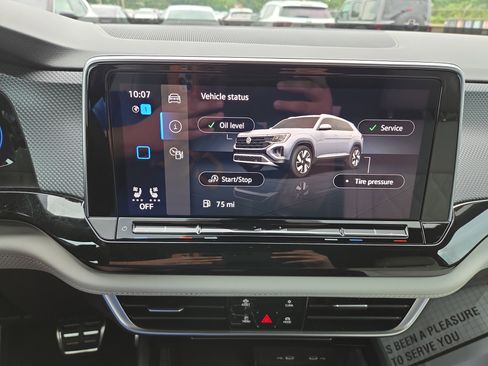 Certified 2026 Volkswagen Atlas Cross Sport SEL Premium R-Line AWD/4WD image 14