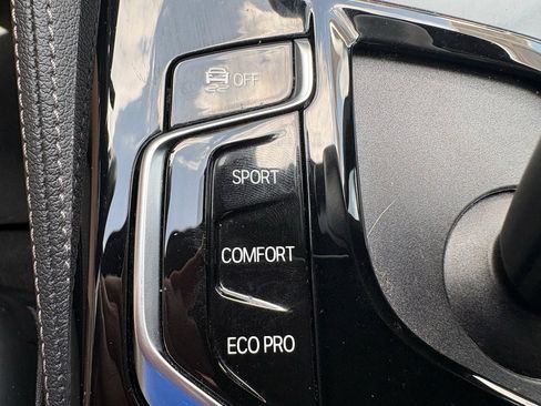 Used 2022 BMW 540i w/ M Sport Package RWD image 26