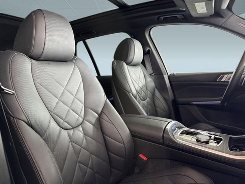 Certified 2024 BMW X5 sDrive40i w/ Parking Assistance Package RWD image 33