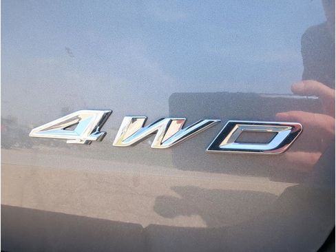 New 2025 Ford Explorer Active image 8