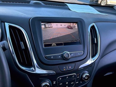 Used 2024 Chevrolet Equinox LT image 14