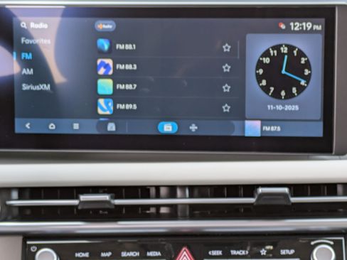 New 2026 Hyundai Tucson Blue SE image 18