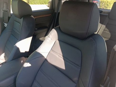 Used 2022 Honda CR-V EX-L image 3