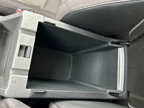 Used 2024 Subaru Crosstrek 2.0i Premium image 17