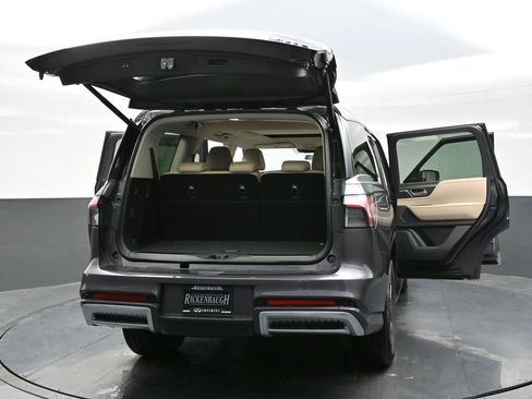 Used 2025 INFINITI QX80 Pure image 29