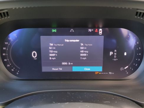 New 2026 Volvo XC60 B5 Plus w/ Protection Package Premier image 26