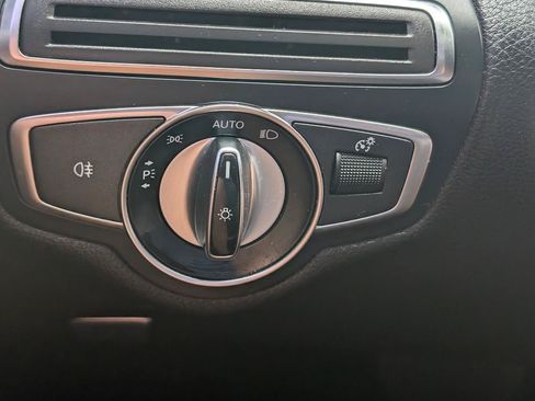 Used 2016 Mercedes-Benz C 300 Sedan w/ Multimedia Package image 12