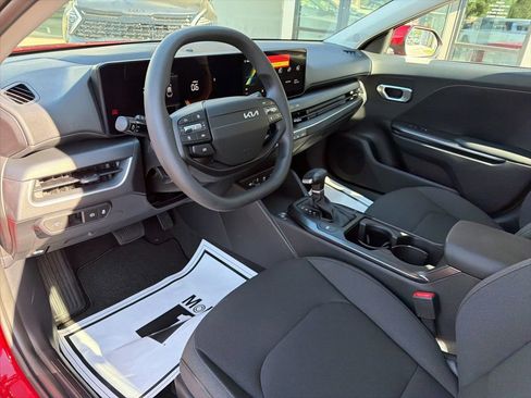 New 2026 Kia K4 FWD image 24