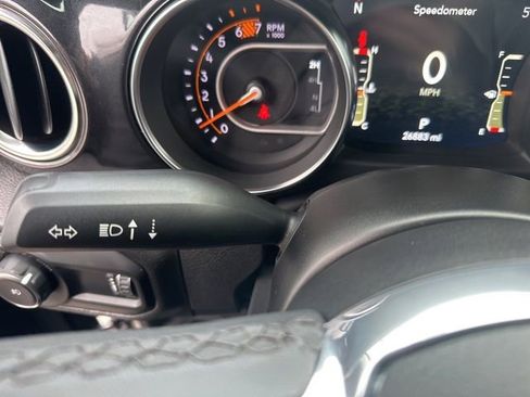 Used 2023 Jeep Wrangler Sahara image 24