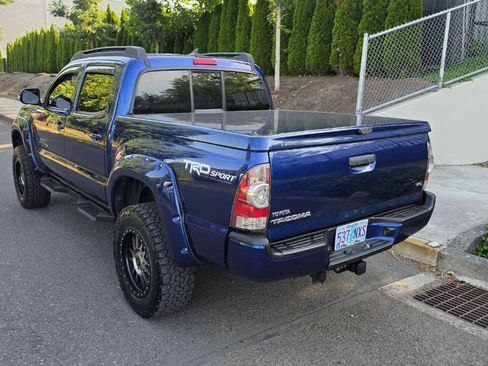 Used 2015 Toyota Tacoma 4x4 Double Cab w/ TRD Sport Package image 7