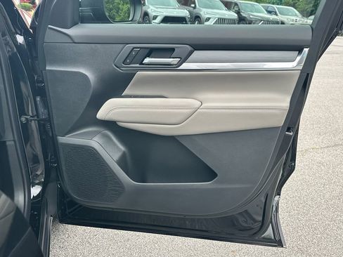 New 2026 GMC Terrain Elevation w/ Elevation Premium Package FWD image 15