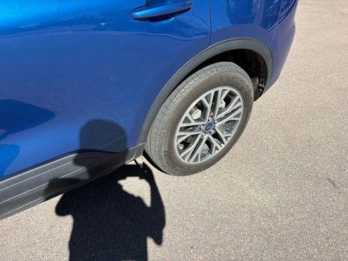 Used 2022 Ford Escape SEL w/ Technology Package image 10