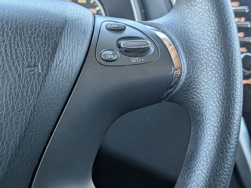 Used 2023 Nissan Murano S image 24