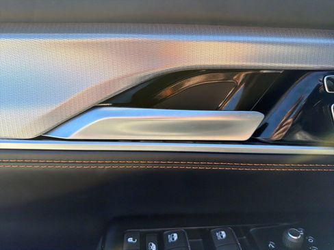 Used 2023 Jeep Grand Wagoneer Series III w/ Rear-Seat Entertainment Group image 97