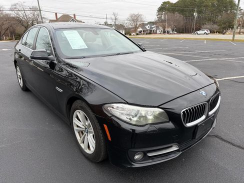 Used 2016 BMW 528i xDrive 528i xDrive AWD 4dr Sedan image 4