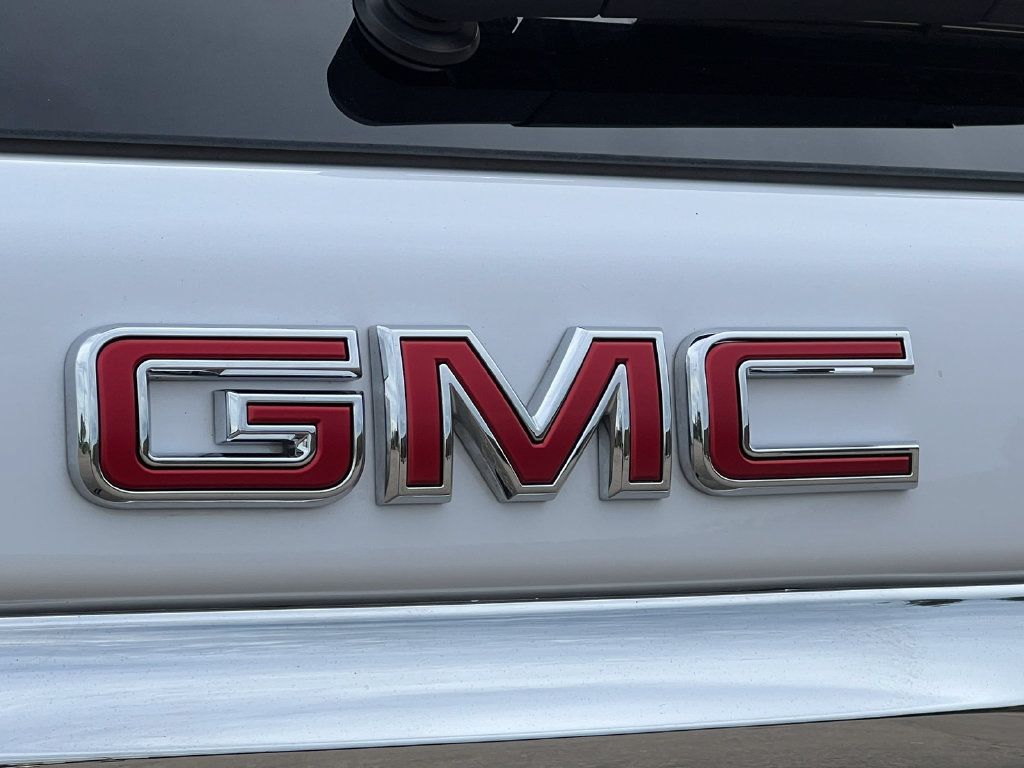 Used 2023 GMC Terrain Denali w/ Denali Premium Package AWD/4WD image 50