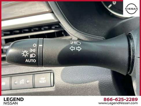 Used 2023 Nissan Altima 2.5 SV FWD image 24