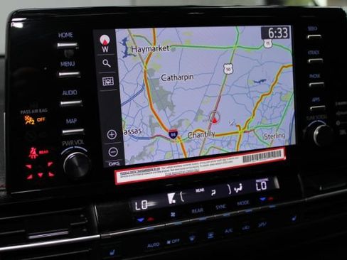 Used 2022 Toyota Sienna XSE w/ XSE Plus Package FWD image 18