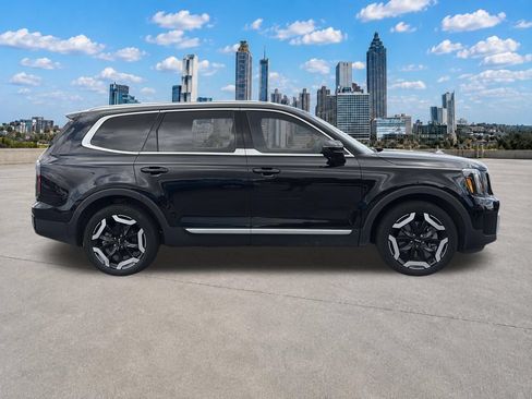 Used 2024 Kia Telluride EX w/ EX Captain's Chair Package FWD image 28