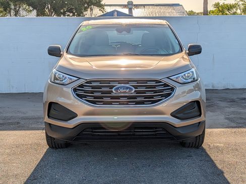 Certified 2020 Ford Edge SE image 8
