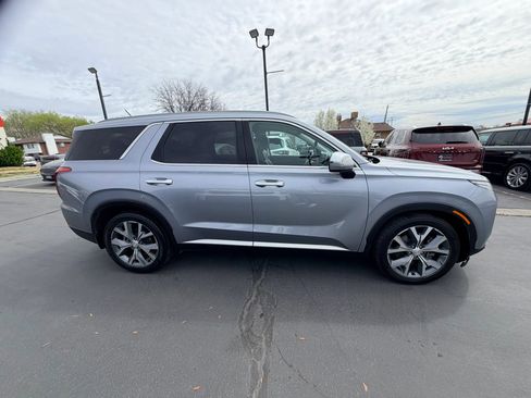 Used 2020 Hyundai Palisade SEL FWD image 3