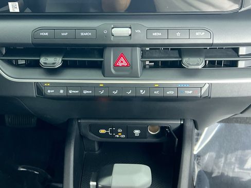 New 2026 Kia K4 FWD image 25