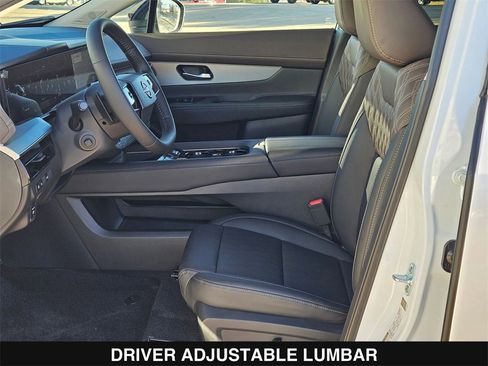 New 2026 Nissan Murano Platinum image 11