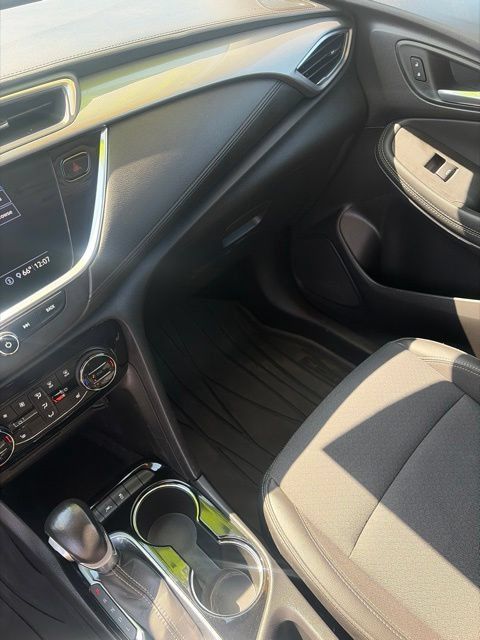 Used 2020 Buick Encore GX Select w/ Advanced Technology Package AWD/4WD image 14