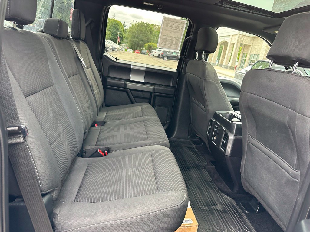 Used 2016 Ford F150 XLT w/ Equipment Group 302A Luxury AWD/4WD image 29