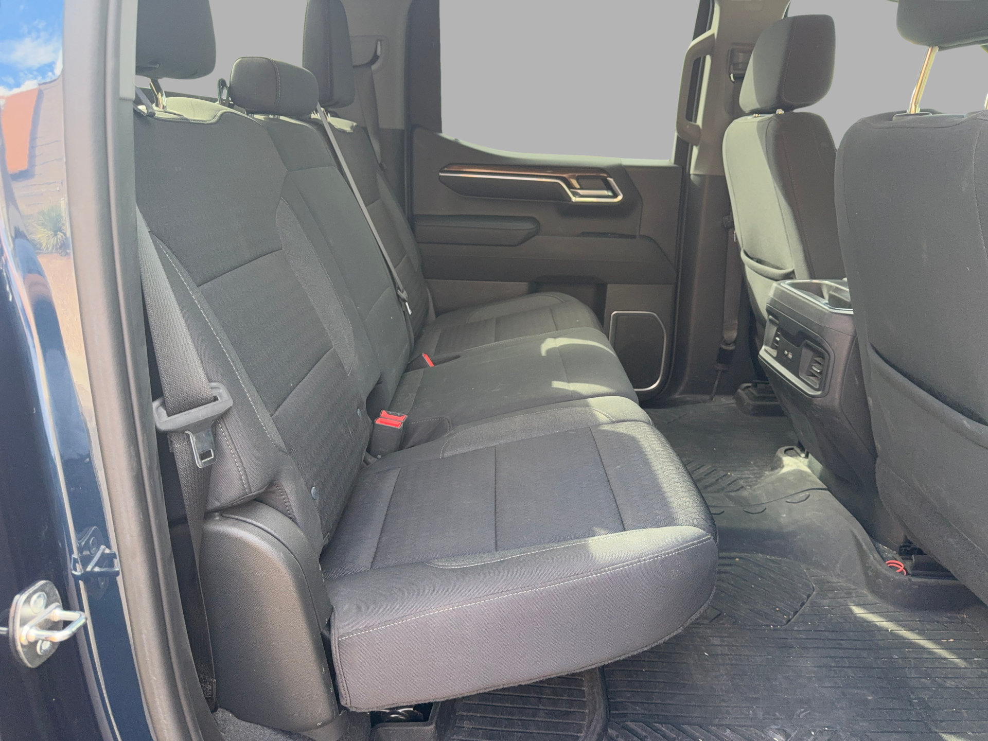 Used 2023 Chevrolet Silverado 1500 RST w/ Z71 Off-Road Package AWD/4WD image 12