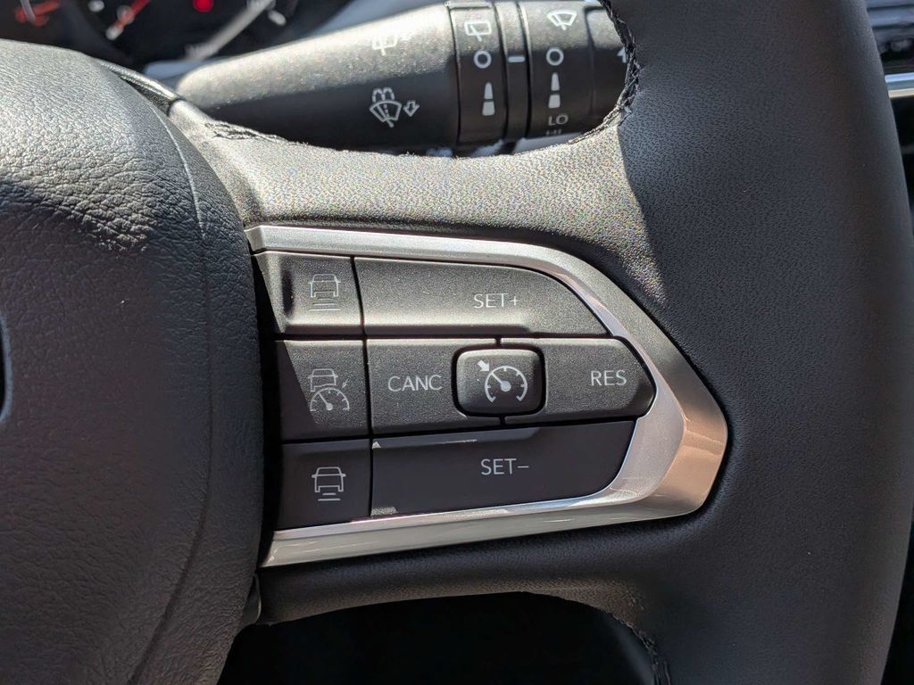 New 2026 Jeep Compass Limited AWD/4WD image 25