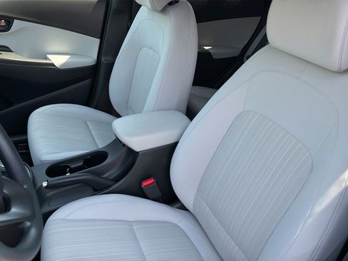 Certified 2023 Hyundai Kona SEL AWD/4WD image 18