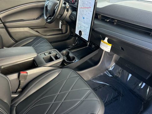 New 2025 Ford Mustang Mach-E Select w/ Comfort Package Lite image 17