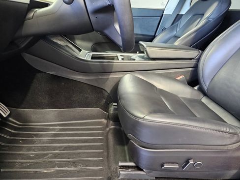 Used 2021 Tesla Model Y Performance AWD/4WD image 14