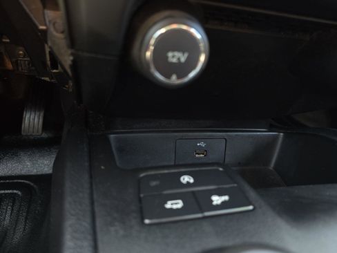 Used 2019 Ford Ranger XL w/ Equipment Group 101A Mid AWD/4WD image 21