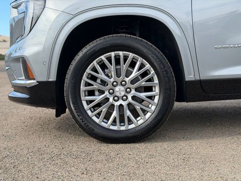 New 2026 GMC Acadia Denali w/ Super Cruise Package image 6