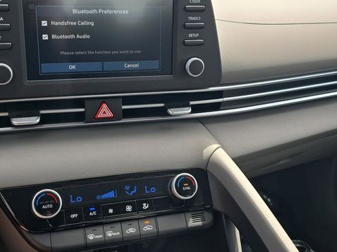 New 2026 Hyundai Elantra Sport FWD image 21