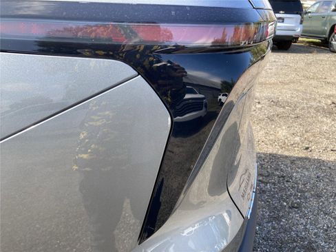 New 2026 Chevrolet Traverse LT image 10