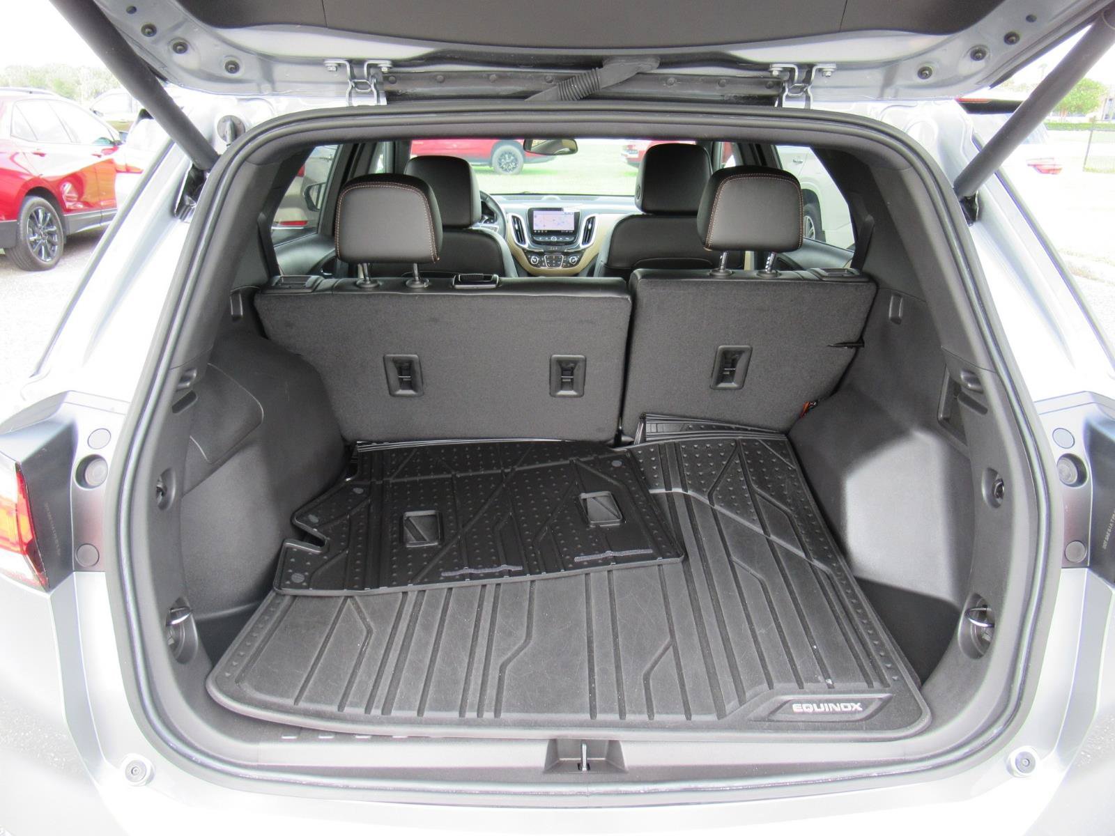 Used 2024 Chevrolet Equinox Premier FWD image 34