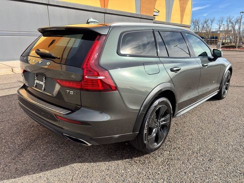 Used 2020 Volvo V60 T5 Cross Country w/ Protection Package Premier AWD/4WD image 5