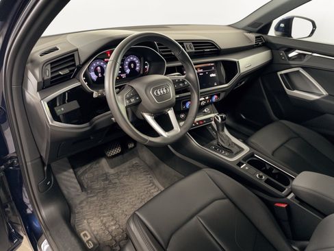 Used 2021 Audi Q3 2.0T Premium AWD/4WD image 4